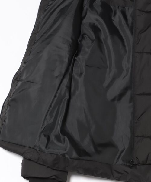 go slow caravan（ゴースローキャラバン）の「シレーフードブルゾン(M1)（ダウンジャケット/コート・メンズ・ホワイト/ブラック・MEDIUM/LARGE）」の4枚目の写真