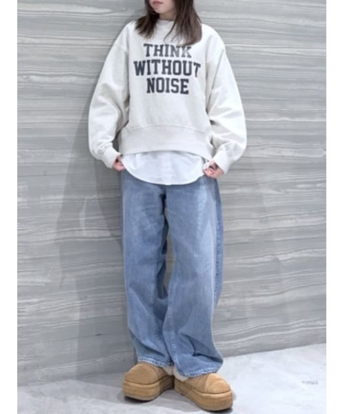 AZUL by moussy(アズールバイマウジー)の「【身長/骨格別着用画像あり】L/B ライトオンスカーブデニム(デニムパンツ・レディース・ライトブルー・23inch/24inch/25inch/26inch)」の15枚目の写真