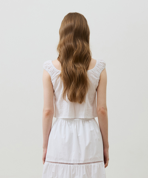 ARI(アリ)の「CUDDLY SLEEVELESS TOP / WHITE(シャツ/ブラウス・レディース・ホワイト・FREE)」の5枚目の写真