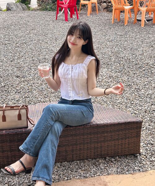 ARI(アリ)の「CUDDLY SLEEVELESS TOP / WHITE(シャツ/ブラウス・レディース・ホワイト・FREE)」の9枚目の写真
