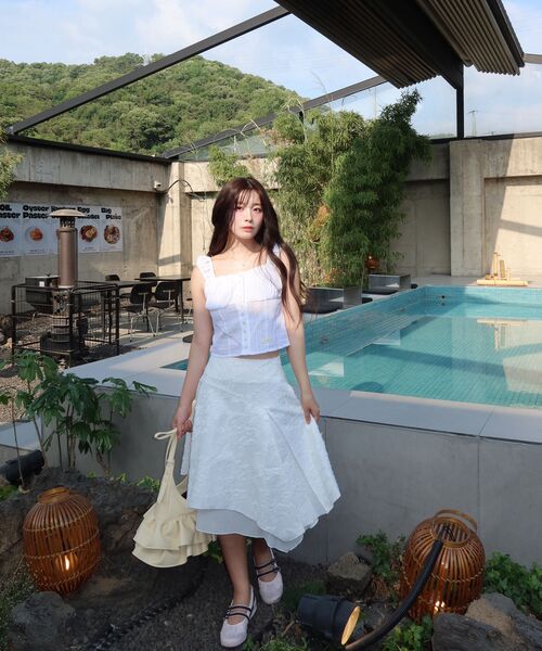 ARI(アリ)の「CUDDLY SLEEVELESS TOP / WHITE(シャツ/ブラウス・レディース・ホワイト・FREE)」の10枚目の写真