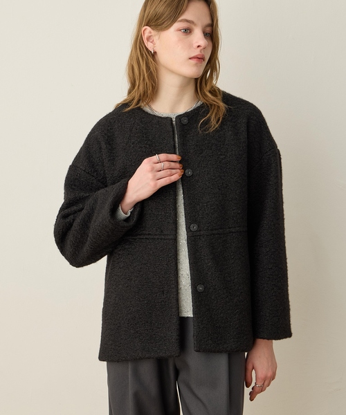 LE SOUK HOLIDAY(ルスークホリデー)の「ブークレノーカラーショートコート(その他アウター・レディース・ライトグレー/ブラック・M/L)」の21枚目の写真