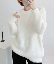 ふわふわ素材ニットトップス