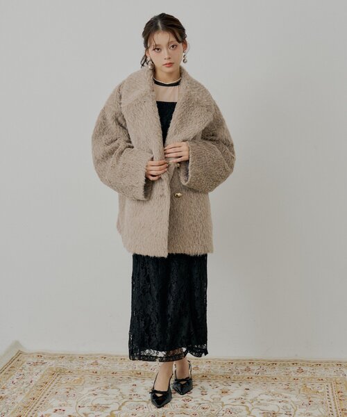 Chico（チコ）の「金ボタンシャギーミディジャケットコート（その他