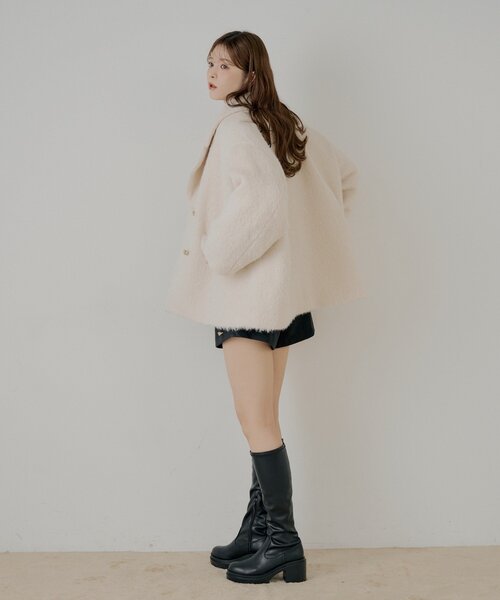 Chico（チコ）の「金ボタンシャギーミディジャケットコート（その他アウター・レディース・アイボリー/ブルー/チャコールグレー/ブラウン・FREE）」の12枚目の写真