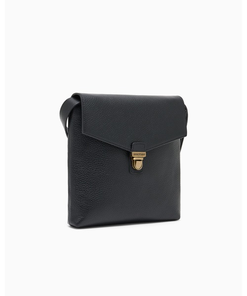 EMPORIO ARMANI（エンポリオアルマーニ）の「【エンポリオ アルマーニ】ASV Icon フラットショルダーバッグ ペブルドレザー（ショルダーバッグ・メンズ・ブラック・FREE）」の3枚目の写真