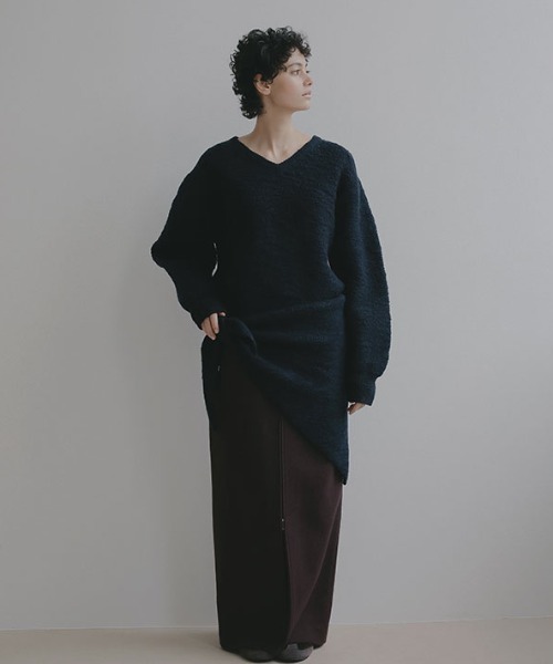 ETRE TOKYO（エトレトウキョウ）の「バンピーストールニットプルオーバー（ニット/セーター・レディース・ネイビー/ホワイト・FREE）」の3枚目の写真