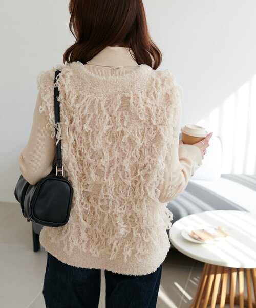 専用 アイボリー キルティング ベスト フリンジ付き ブージュルード / ポケット付きフリンジベスト | ITEM,Tops | アバン