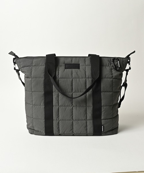 ADAM PATEK（アダムパテック）の「ADAMPATEK/square quilt shoulder tote bag/スクエアキルトビッグショルダートートバッグ（トートバッグ・メンズ・ブラック/グレー・FREE）」の19枚目の写真