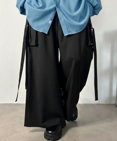 link lot(リンクロット)の「【バックゴム】 TR ワイドシルエット ドレイプ パラシュート カーゴパンツ(カーゴパンツ・メンズ・ブラック/チャコール・M/L)」の2枚目の写真