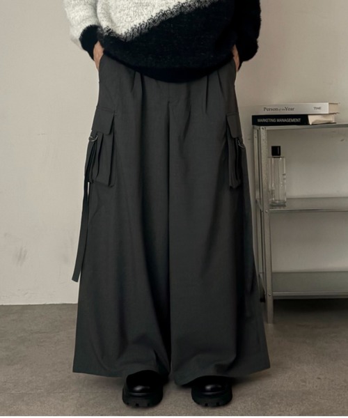 link lot(リンクロット)の「【バックゴム】 TR ワイドシルエット ドレイプ パラシュート カーゴパンツ(カーゴパンツ・メンズ・ブラック/チャコール・M/L)」の12枚目の写真