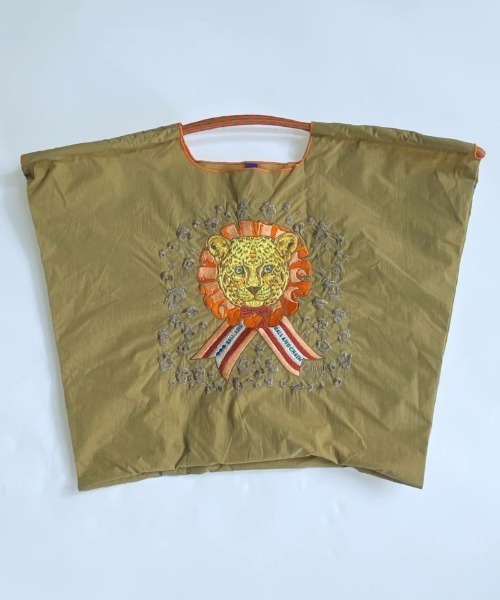 PICCIN（ピッチン）の「[Ball&Chain]shopping bag-D.LEOPARD(L)（エコバッグ/サブバッグ・レディース・ベージュ/グレー・L）」の2枚目の写真