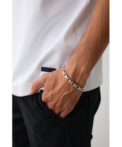AZUL by moussy（アズールバイマウジー）の「スクエアブロックチェーンブレスレット（ブレスレット・メンズ・シルバー/ブラック・FREE）」の8枚目の写真