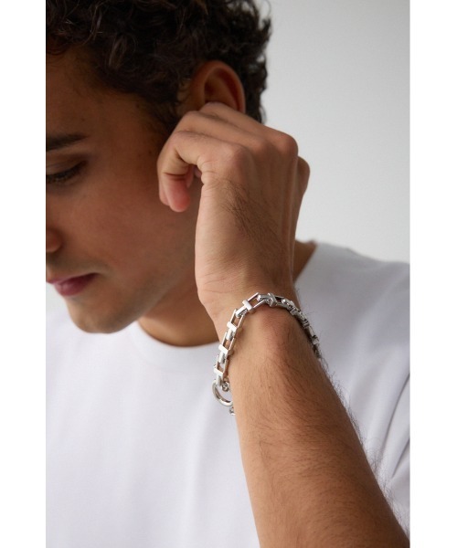 AZUL by moussy（アズールバイマウジー）の「スクエアブロックチェーンブレスレット（ブレスレット・メンズ・シルバー/ブラック・FREE）」の9枚目の写真