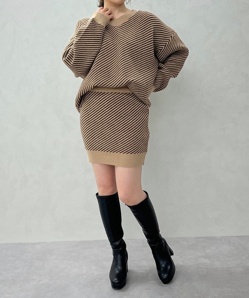 MISCH MASCH(ミッシュマッシュ)の「一部店舗限定 ボーダーニットセットアップ(トップス+パンツ+ストール)(セットアップ・レディース・ブラウン/ベージュ・フリ-)」の21枚目の写真
