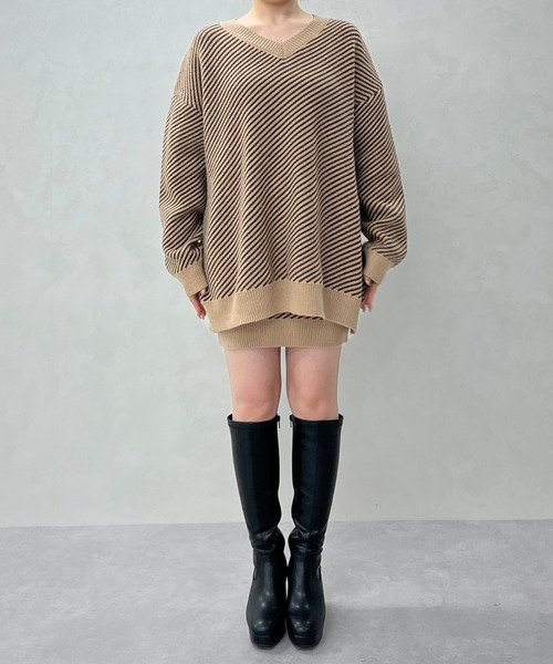 MISCH MASCH(ミッシュマッシュ)の「一部店舗限定 ボーダーニットセットアップ(トップス+パンツ+ストール)(セットアップ・レディース・ブラウン/ベージュ・フリ-)」の8枚目の写真