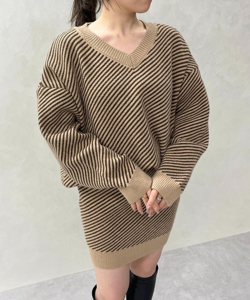 MISCH MASCH(ミッシュマッシュ)の「一部店舗限定 ボーダーニットセットアップ(トップス+パンツ+ストール)(セットアップ・レディース・ブラウン/ベージュ・フリ-)」の3枚目の写真