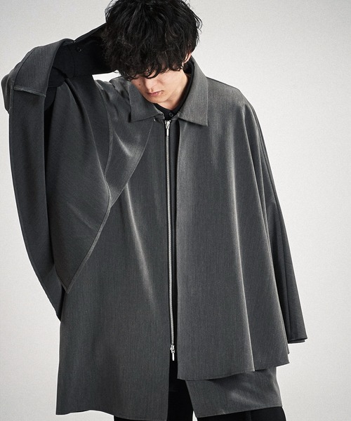 NO ID.(ノーアイディ)の「【NO ID.】Layered Cape Zip Shirt / レイヤード ケープ ジップ シャツ(シャツ/ブラウス・メンズ・グレー/ブラック・ONE SIZE)」の5枚目の写真