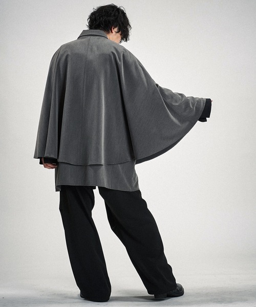 NO ID.(ノーアイディ)の「【NO ID.】Layered Cape Zip Shirt / レイヤード ケープ ジップ シャツ(シャツ/ブラウス・メンズ・グレー/ブラック・ONE SIZE)」の7枚目の写真