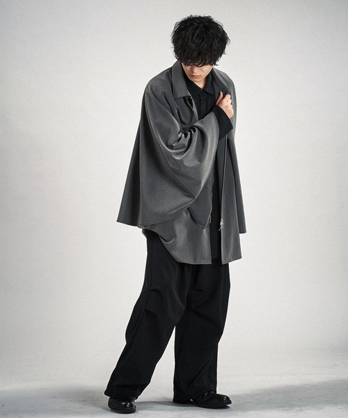 NO ID.(ノーアイディ)の「【NO ID.】Layered Cape Zip Shirt / レイヤード ケープ ジップ シャツ(シャツ/ブラウス・メンズ・グレー/ブラック・ONE SIZE)」の10枚目の写真