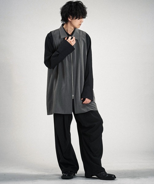 NO ID.(ノーアイディ)の「【NO ID.】Layered Cape Zip Shirt / レイヤード ケープ ジップ シャツ(シャツ/ブラウス・メンズ・グレー/ブラック・ONE SIZE)」の11枚目の写真