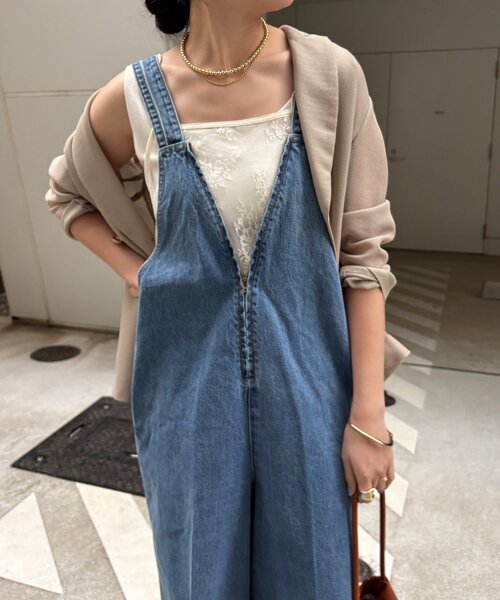 DouDou（ドゥドゥ）の「深Vデニムサロペット（つなぎ/オールインワン・レディース・ブルー・36/38）」の6枚目の写真