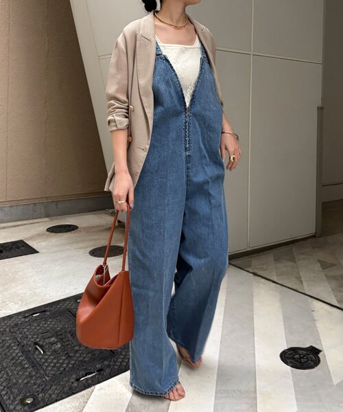 DouDou（ドゥドゥ）の「深Vデニムサロペット（つなぎ/オールインワン・レディース・ブルー・36/38）」の10枚目の写真