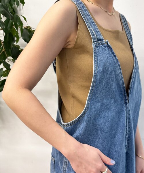 DouDou（ドゥドゥ）の「深Vデニムサロペット（つなぎ/オールインワン・レディース・ブルー・36/38）」の22枚目の写真