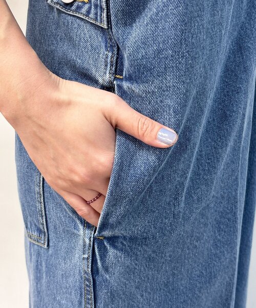 DouDou（ドゥドゥ）の「深Vデニムサロペット（つなぎ/オールインワン・レディース・ブルー・36/38）」の11枚目の写真