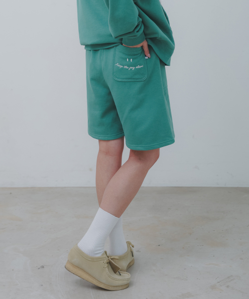 BAKKEN(バッケン)の「スマイル刺繍ロゴショートパンツ BK2985_グリーン(その他パンツ・メンズ・グリーン・FREE)」の1枚目の写真