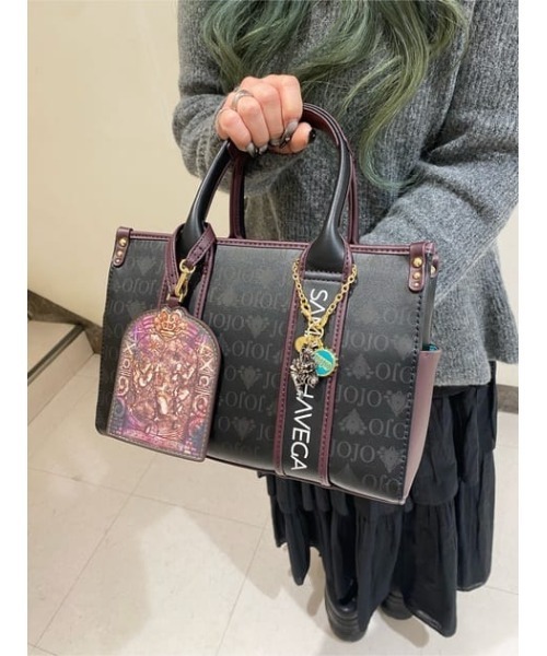 SAMANTHAVEGA（サマンサベガ）の「アニメ『ジョジョの奇妙な冒険 戦闘潮流』「カーズ」コラボコレクション　ハンドバッグ（ハンドバッグ・レディース・ブラック・FREE）」の10枚目の写真