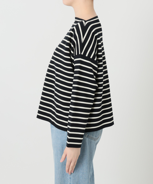 IENA（イエナ）の「ダブルボーダープルオーバー（ニット/セーター・レディース・ブラック系その他/ブルー・FREE）」の15枚目の写真