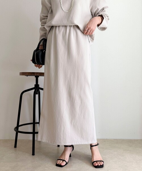 fredy emue（フレディエミュ）の「【セットアップ対応】パウダリーツイルイージータイトスカート（スカート・レディース・ブラック/ベージュ・38/36）」の9枚目の写真