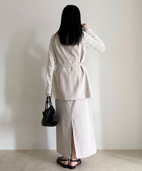 fredy emue（フレディエミュ）の「【セットアップ対応】パウダリーツイルイージータイトスカート（スカート・レディース・ブラック/ベージュ・38/36）」の17枚目の写真