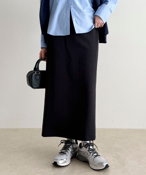 fredy emue（フレディエミュ）の「【セットアップ対応】パウダリーツイルイージータイトスカート（スカート・レディース・ブラック/ベージュ・38/36）」の4枚目の写真