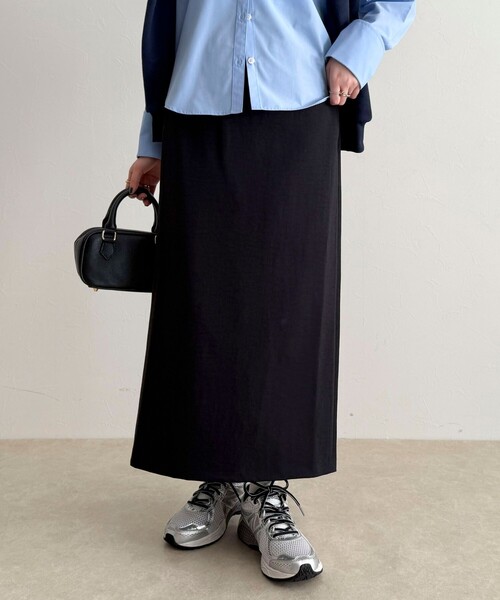 fredy emue（フレディエミュ）の「【セットアップ対応】パウダリーツイルイージータイトスカート（スカート・レディース・ブラック/ベージュ・38/36）」の5枚目の写真