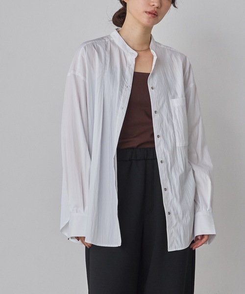 hunch(ハンチ)の「【WEB限定/別注】【イージーケア】バンドカラーオーバーデザインシャツ セレモニー/オケージョン/オフィスカジュアル対応(シャツ/ブラウス・レディース・チャコール/ベージュ系その他/オフホワイト/ブルー系その他・FREE)」の5枚目の写真