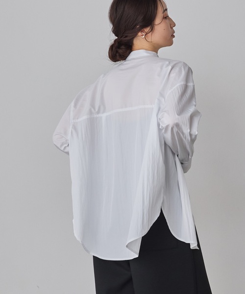 hunch(ハンチ)の「【WEB限定/別注】【イージーケア】バンドカラーオーバーデザインシャツ セレモニー/オケージョン/オフィスカジュアル対応(シャツ/ブラウス・レディース・チャコール/ベージュ系その他/オフホワイト/ブルー系その他・FREE)」の7枚目の写真