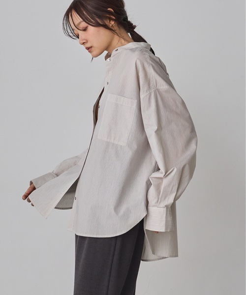 hunch(ハンチ)の「【WEB限定/別注】【イージーケア】バンドカラーオーバーデザインシャツ セレモニー/オケージョン/オフィスカジュアル対応(シャツ/ブラウス・レディース・チャコール/ベージュ系その他/オフホワイト/ブルー系その他・FREE)」の19枚目の写真