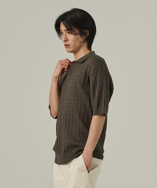 ANALOG MOOD(アナログムード)の「ケーブルオープンカラー半袖ニット(カーキ)(ニット/セーター・メンズ・その他・FREE)」の2枚目の写真