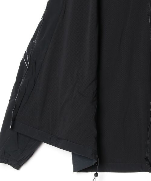 Reebok（リーボック）の「KANGHYUK ロゴ トラックジャケット / STITCHED LOGO TRACK JACKET（ナイロンジャケット・メンズ・グレー・LARGE）」の15枚目の写真