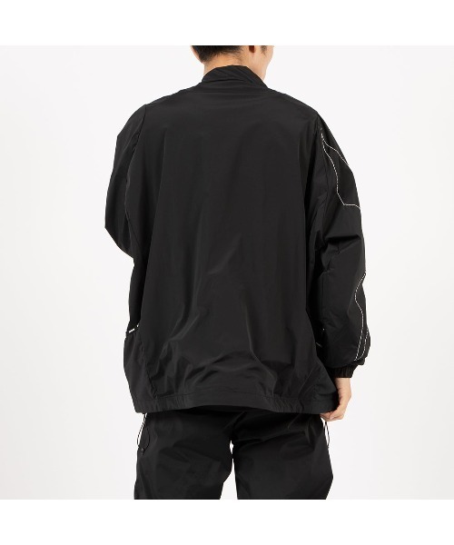 Reebok（リーボック）の「KANGHYUK ロゴ トラックジャケット / STITCHED LOGO TRACK JACKET（ナイロンジャケット・メンズ・グレー・LARGE）」の3枚目の写真