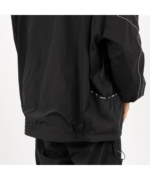 Reebok（リーボック）の「KANGHYUK ロゴ トラックジャケット / STITCHED LOGO TRACK JACKET（ナイロンジャケット・メンズ・グレー・LARGE）」の8枚目の写真