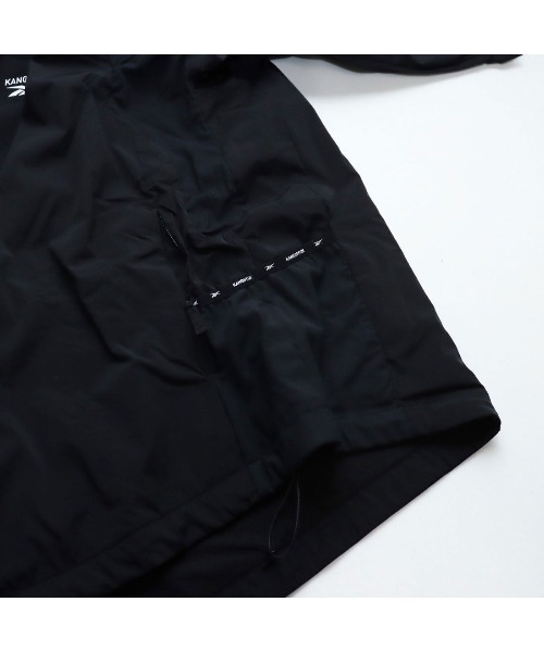 Reebok（リーボック）の「KANGHYUK ロゴ トラックジャケット / STITCHED LOGO TRACK JACKET（ナイロンジャケット・メンズ・グレー・LARGE）」の10枚目の写真