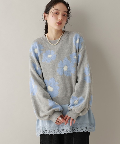 RAGEBLUE（レイジブルー）の「フラワーモチーフジャガードニット（ニット/セーター・レディース・ネイビー/ベージュ/グレー/パープル・FREE）」の2枚目の写真