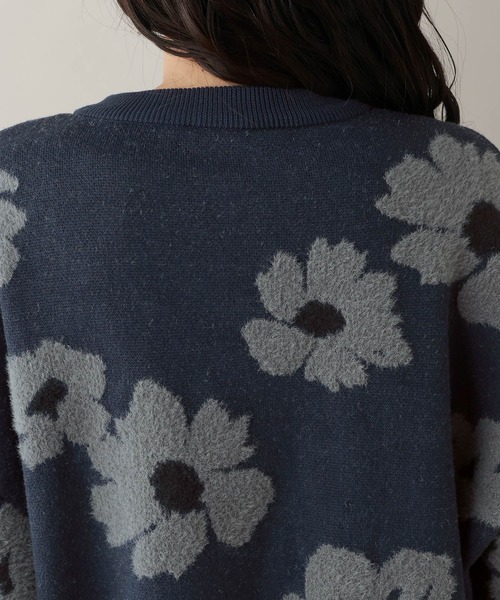 RAGEBLUE（レイジブルー）の「フラワーモチーフジャガードニット（ニット/セーター・レディース・ネイビー/ベージュ/グレー/パープル・FREE）」の13枚目の写真