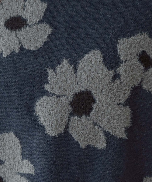 RAGEBLUE（レイジブルー）の「フラワーモチーフジャガードニット（ニット/セーター・レディース・ネイビー/ベージュ/グレー/パープル・FREE）」の16枚目の写真