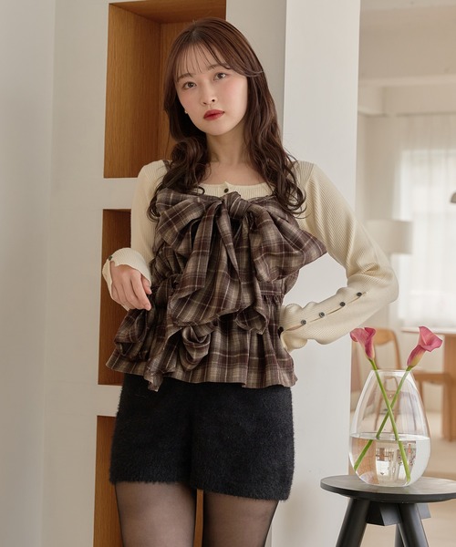mideal(マイディール)の「boat neck rib knit / ボートネックリブニット(ニット/セーター・レディース・ダークグレー/イエロー/アイボリー・FREE)」の4枚目の写真