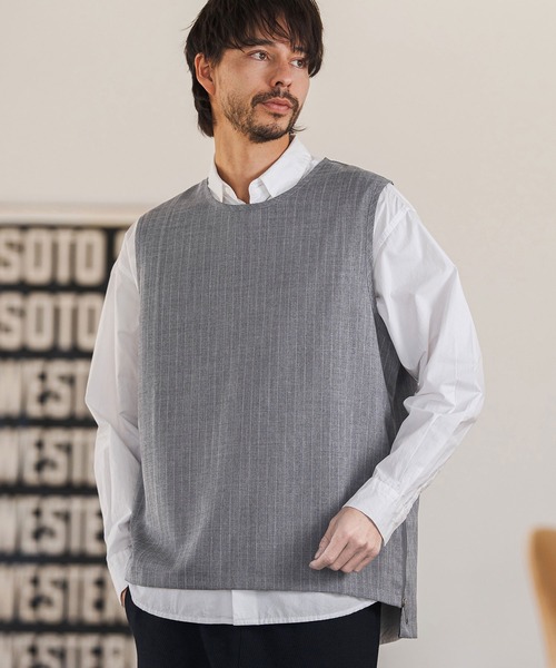 CAMBIO（カンビオ）の「mta602- 脇ZIP付き布帛ピンストライプタンクトップ(BP-BFS0074)（タンクトップ・メンズ・ブラック/グレー/ベージュ・S/M/L）」の2枚目の写真