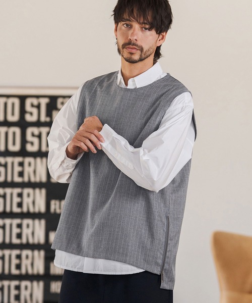 CAMBIO（カンビオ）の「mta602- 脇ZIP付き布帛ピンストライプタンクトップ(BP-BFS0074)（タンクトップ・メンズ・ブラック/グレー/ベージュ・S/M/L）」の4枚目の写真